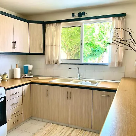 Dimitri's Maisonette Apartman *